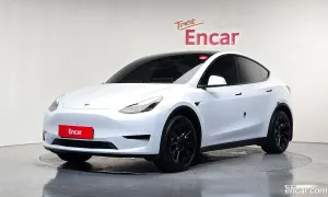 Tesla Model y RWD 2025