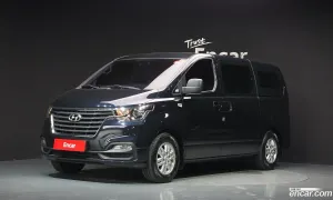 Hyundai Starex Modern Van 5-Seater 2019
