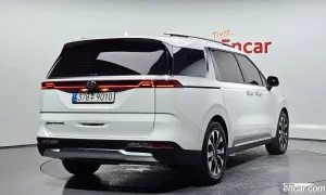 Kia Canival 9-Seater Signature 2020