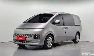 Hyundai Staria Modern Cargo 5-Seater 2022