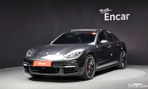 Porsche Panamera 3.0 AWD 2018