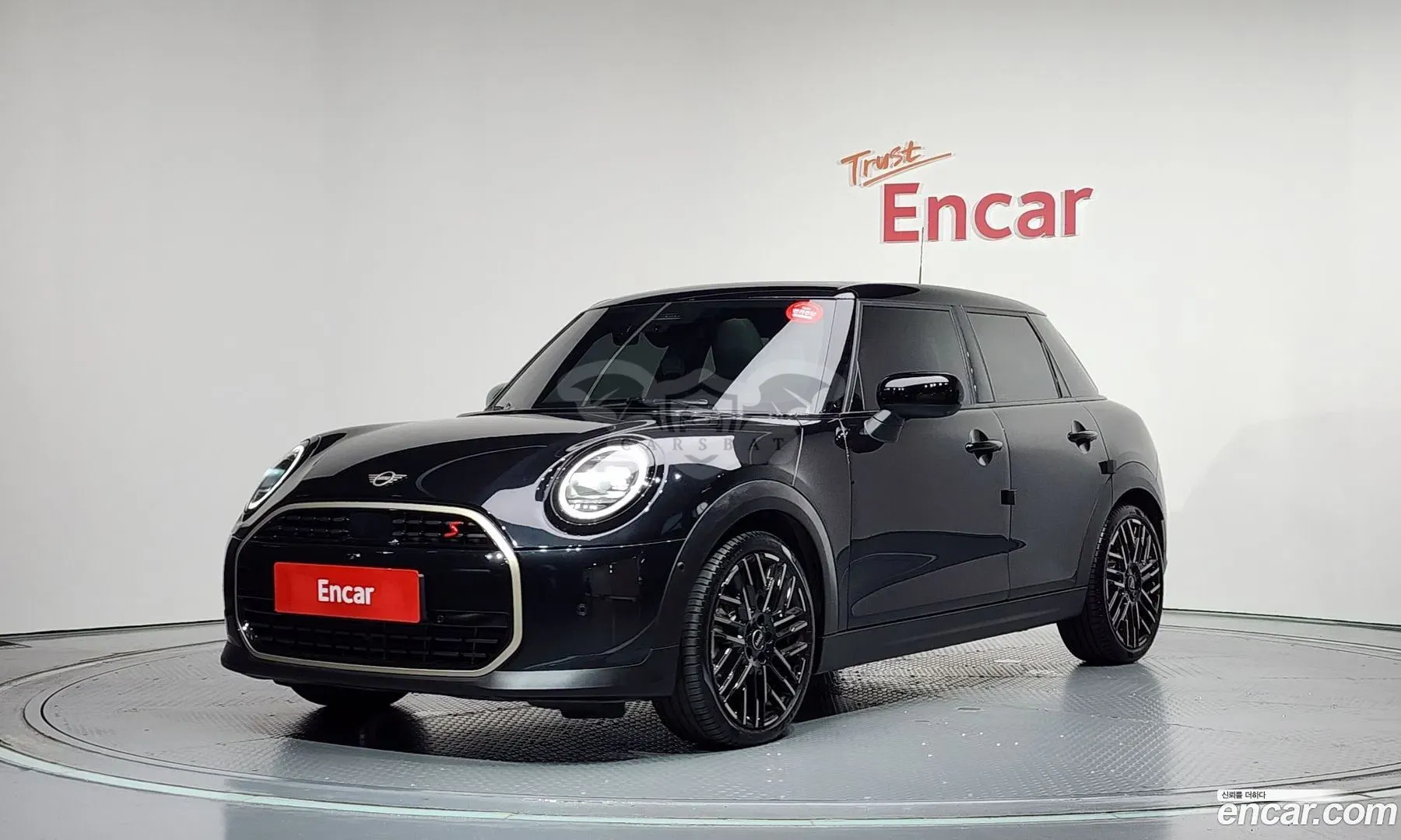 Mini Cooper 5 Door Favoured 2025