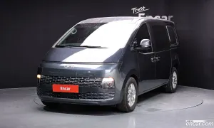 Hyundai Staria Modern Cargo 5-Seater 2023