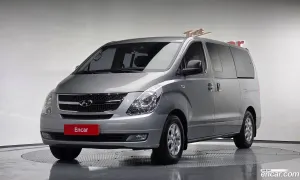 Hyundai Starex CVX Luxury 12-Seater Wagon 2013