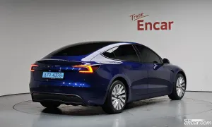 Tesla Model 3 RWD 2025