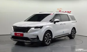 Kia Canival 9-Seater Signature 2023