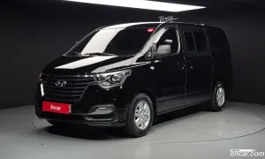 Hyundai Starex Modern Van 5-Seater 2018