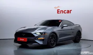 Ford Mustang Coupe 2021