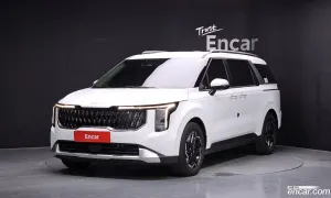 Kia Canival 9-Seater Prestige 2024