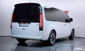 Hyundai Staria Inspiration 4WD Lounge 7-Seater 2021