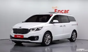 Kia Canival VIP 7-seater Limousine 2017