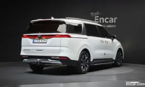 Kia Canival 9-Seater Signature 2020