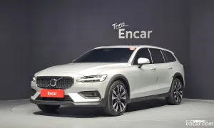 Volvo V60 B5 Ultimate AWD 2024