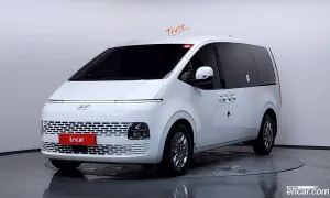 Hyundai Staria Modern Cargo 3-Seater 2025