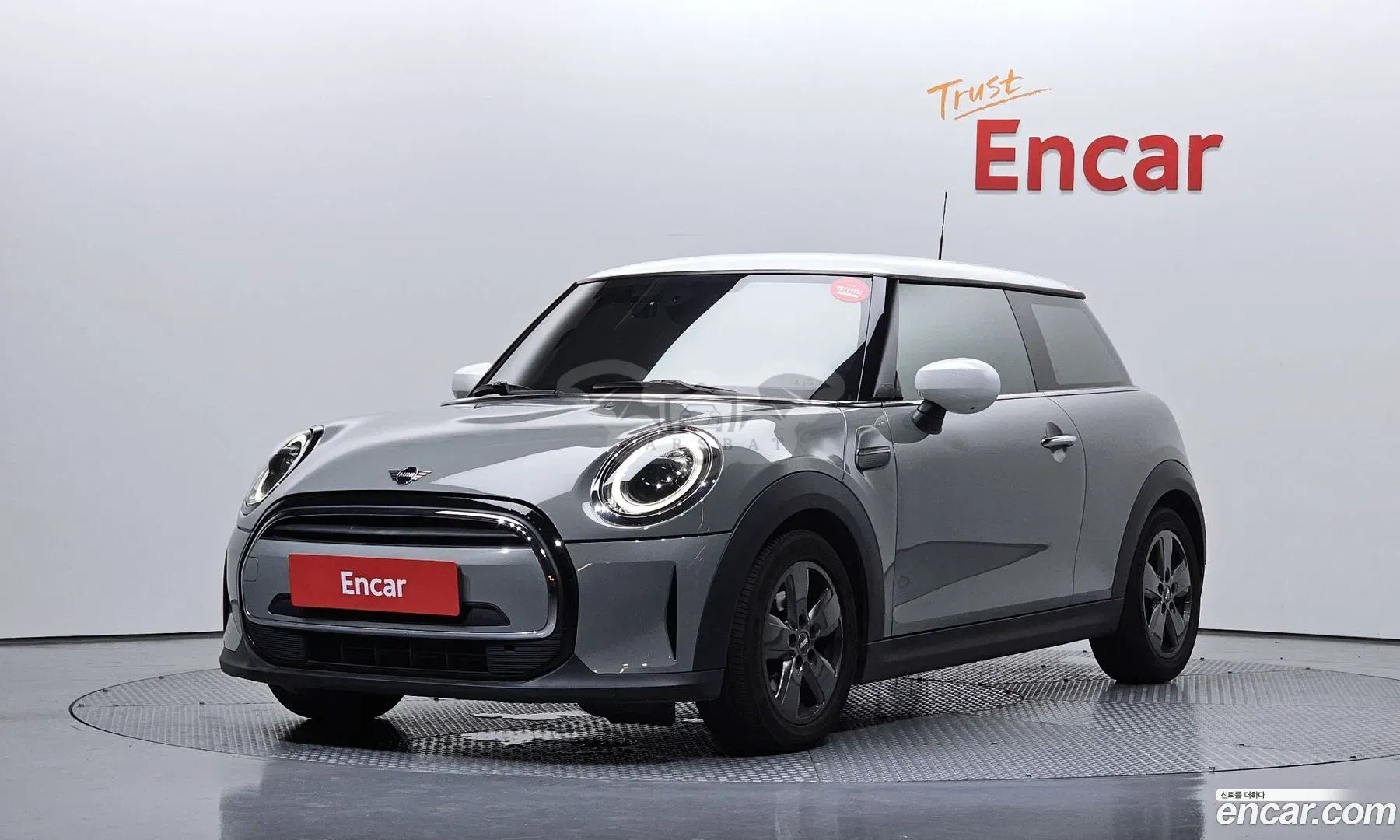 Mini Cooper Third Generation Classic 2021