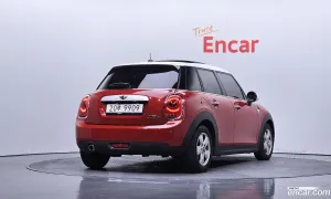 Mini Cooper 3rd 5Door Mid 2015
