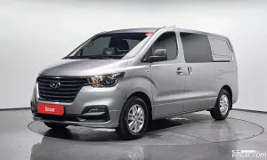 Hyundai Starex Smart Van 5-Seater 2019