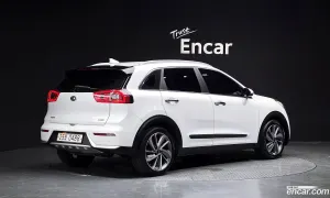 Kia Niro Prestige 2016