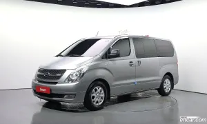 Hyundai Starex CVX Premium 5-Seater VAN 2015