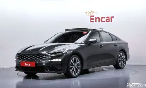 Kia K8 Noblesse 2.5 Gasoline 2WD 2022
