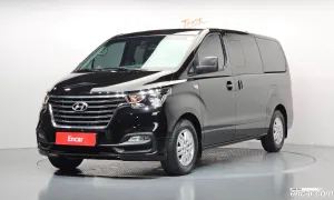 Hyundai Starex Modern Van 5-Seater 2018