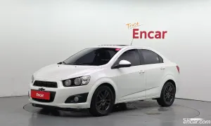 Chevroletgmdaewoo Aveo LS Deluxe 2013