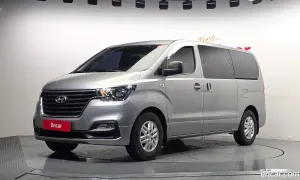 Hyundai Starex Smart Van 5-Seater 2018
