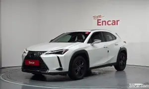 Lexus Ux 2.0 2WD 2024