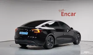 Tesla Model 3 RWD 2025