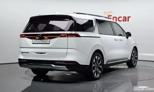 Kia Canival 9-Seater Signature 2021