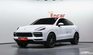 Porsche Cayenne 3.0 E-HYBRID COUPE PLATINUM EDITION 2023
