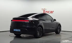 Tesla Model y Long Range AWD 2025
