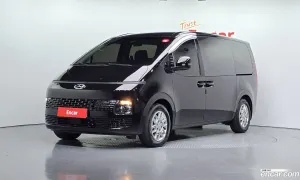 Hyundai Staria Modern Tourer 11-Seater 2023