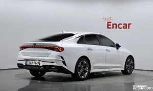 Kia K5 Prestige 2.0 2021