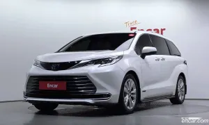 Toyota Sienna 2.5 Hybrid 2WD 2021