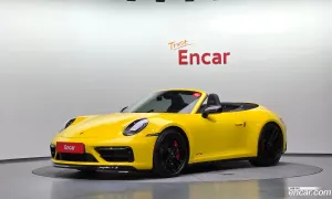 Porsche 911 Carrera 4 GTS Cabriolet 2024