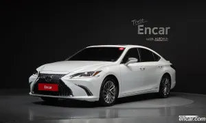 Lexus Es Luxury Plus 2018