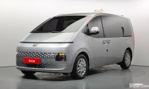 Hyundai Staria Modern 4WD Tourer 9-Seater 2021