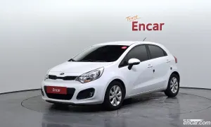 Kia Pride Luxury Eco Plus 1.6 GDI Hatchback 2012
