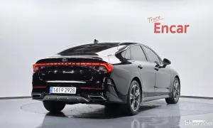 Kia K5 Signature 2.0 2021