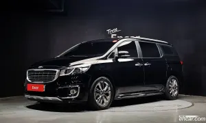 Kia Canival 9-seater Prestige 2014