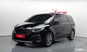 Kia Canival 9-Seater Noblesse 2019