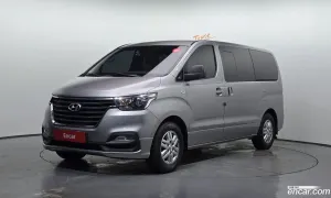 Hyundai Starex Modern Van 5-Seater 2018