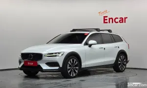 Volvo V60 B5 AWD 2024