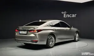 Lexus Es Executive 2024