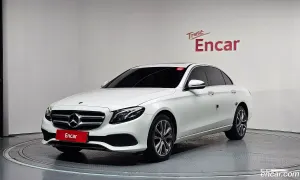 Mercedes-benz E-class E300 4MATIC Avnatgarde 2019