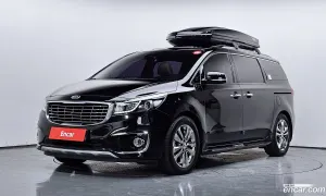 Kia Canival VIP 7-seater Limousine 2018