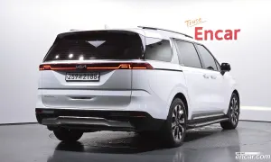 Kia Canival 9-Seater Noblesse 2023