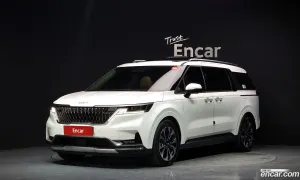 Kia Canival 9-Seater Signature 2023