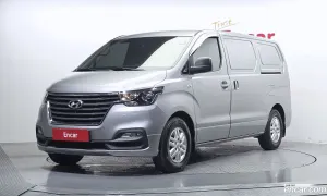 Hyundai Starex Smart Van 3-Seater 2020